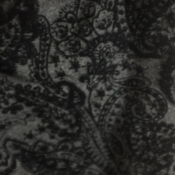 One 5 One Bump it Up Black Velour parsley Low Front Rise Maternity Pant size M - Picture 5 of 8